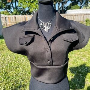 Free Shipping-Black Crop Top